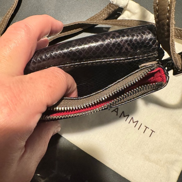 Hammitt Small Levy Crossbody Wallet Adjustable Strap Leather Olivine Snake - Picture 9 of 11